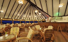 Holiday Island Malediven 4*